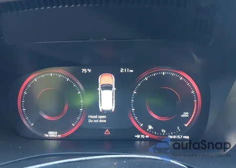 2021 Volvo Xc60 T5 Momentum z USA, uszkodzony, nr VIN YV4102DK2M1846512